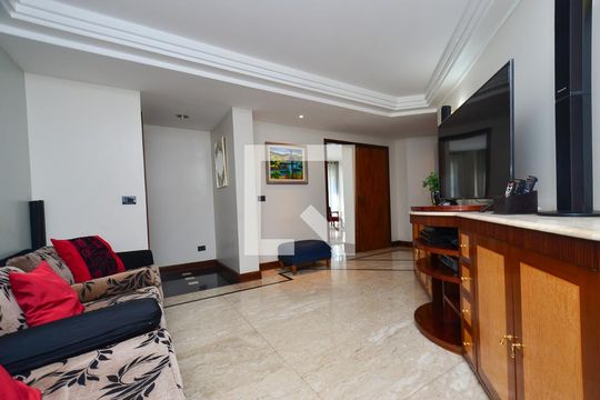 Sala de tv de apartamento à venda com 4 quartos, 305m² em Lourdes, Belo Horizonte