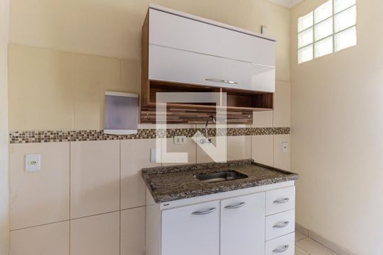 Cozinha de apartamento à venda com 1 quarto, 32m² em Santa Ifigênia, São Paulo