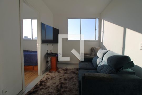 Apartamento para alugar com 2 quartos, 38m² em Vila Inglesa, São Paulo