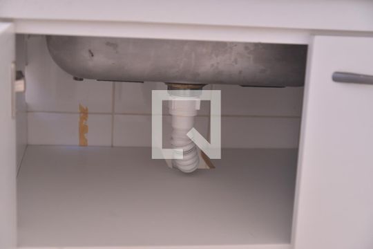 Cozinha de apartamento para alugar com 2 quartos, 47m² em Vila Palmares, Santo André
