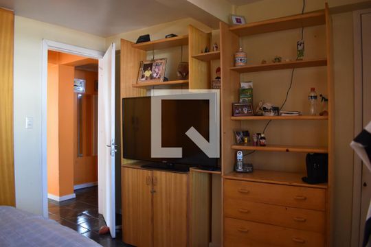 Suíte de casa para alugar com 5 quartos, 230m² em Boqueirão, Curitiba