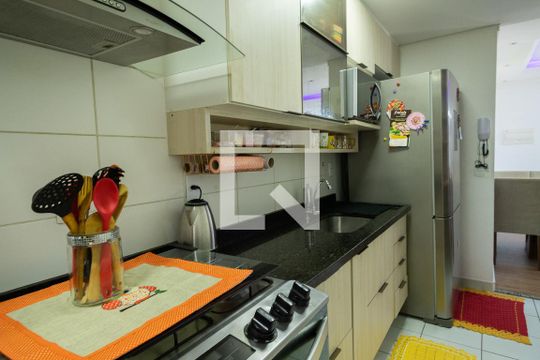 Cozinha de apartamento à venda com 2 quartos, 54m² em Taboão, São Bernardo do Campo