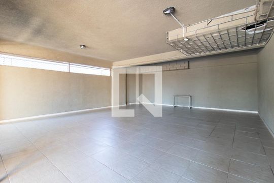 Área comum de apartamento para alugar com 2 quartos, 60m² em Novo Mundo, Curitiba