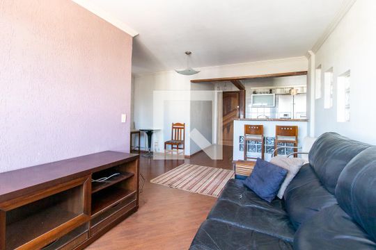 Sala de apartamento para alugar com 2 quartos, 60m² em Novo Mundo, Curitiba