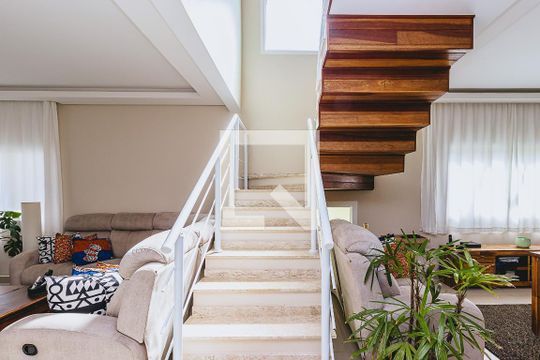 Sala de casa de condomínio para alugar com 4 quartos, 325m² em Urbanova, São José dos Campos