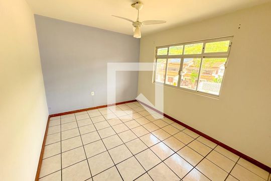 Quarto 2 de apartamento para alugar com 3 quartos, 80m² em São João do Rio Vermelho, Florianópolis
