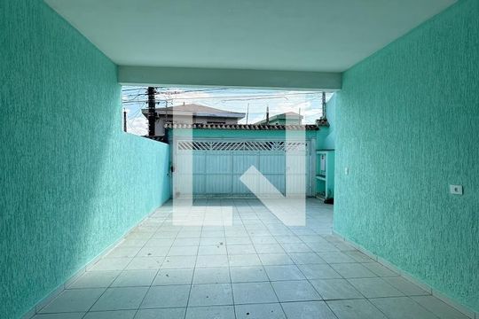Garagem de casa para alugar com 4 quartos, 234m² em Jaguaré, São Paulo