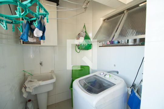 Área de Serviço de apartamento para alugar com 3 quartos, 92m² em Vila Cachoeira, São Paulo