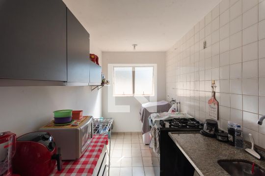 Cozinha de apartamento para alugar com 2 quartos, 70m² em Chácaras Campos Elíseos, Campinas