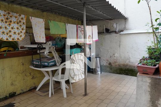 Quintal de casa à venda com 2 quartos, 120m² em Pompeia, São Paulo