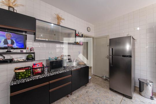 Cozinha de casa para alugar com 3 quartos, 168m² em Parque Jabaquara, São Paulo