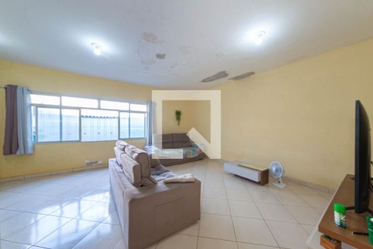 Casa para alugar com 3 quartos, 168m² em Parque Jabaquara, São Paulo