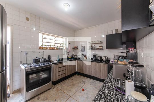 Cozinha de casa para alugar com 3 quartos, 168m² em Parque Jabaquara, São Paulo
