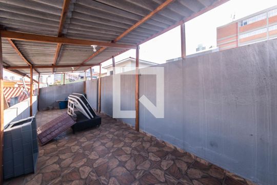Quintal de casa para alugar com 3 quartos, 168m² em Parque Jabaquara, São Paulo