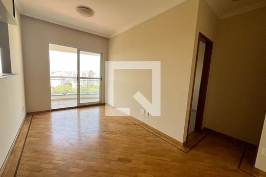 Apartamento para alugar com 1 quarto, 55m² em Vila Guarani (z Sul), São Paulo