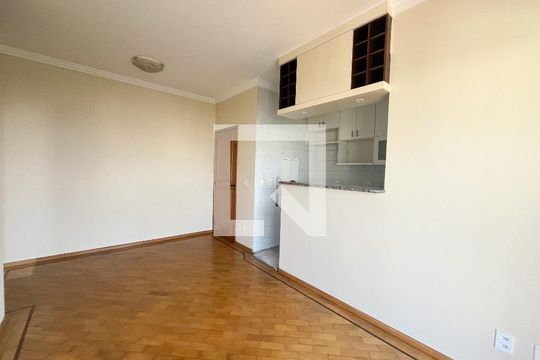 Sala de apartamento para alugar com 1 quarto, 55m² em Vila Guarani (z Sul), São Paulo