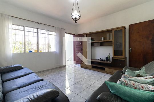 Casa à venda com 3 quartos, 140m² em São Salvador, São Paulo