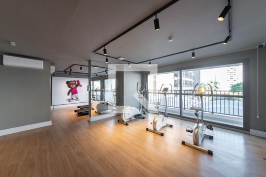 Academia de kitnet/studio à venda com 1 quarto, 30m² em Jardim das Acácias, São Paulo