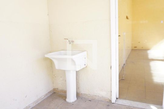 Área de Serviço de casa para alugar com 3 quartos, 480m² em Freguesia (jacarepaguá), Rio de Janeiro