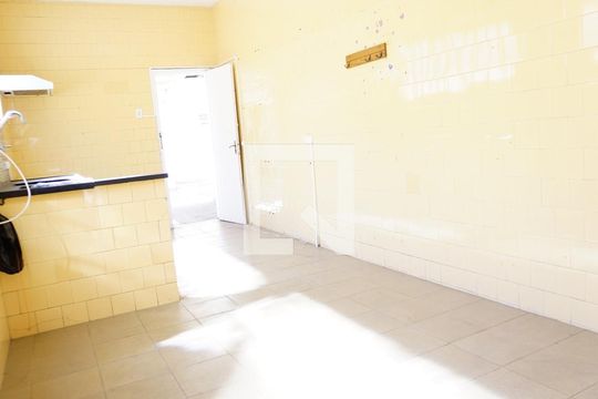Cozinha de casa para alugar com 3 quartos, 480m² em Freguesia (jacarepaguá), Rio de Janeiro