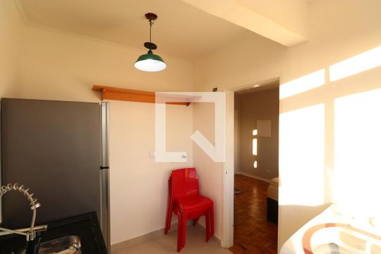 Cozinha e Área de Serviço de apartamento para alugar com 1 quarto, 30m² em Sumarezinho, São Paulo