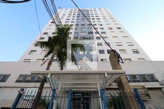 Fachada de apartamento para alugar com 1 quarto, 30m² em Sumarezinho, São Paulo