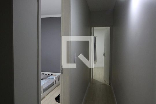 Corredor de casa à venda com 2 quartos, 149m² em Chora Menino, São Paulo