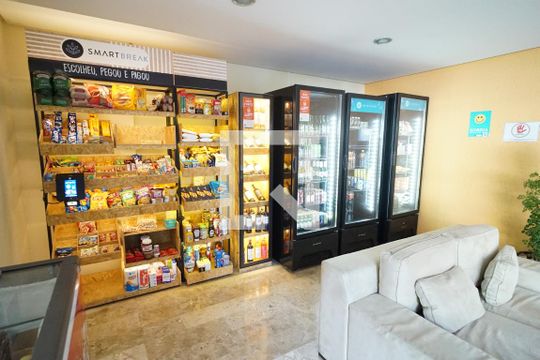 Área comum de apartamento para alugar com 1 quarto, 55m² em Vila Lageado, São Paulo