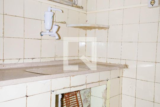 Cozinha de apartamento para alugar com 2 quartos, 57m² em Piedade, Rio de Janeiro