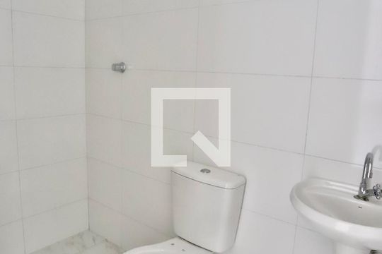 Banheiro de apartamento à venda com 1 quarto, 29m² em Vila Prudente, São Paulo