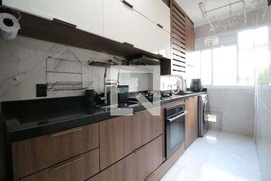 Cozinha de apartamento à venda com 2 quartos, 54m² em Jardim Independência, São Paulo