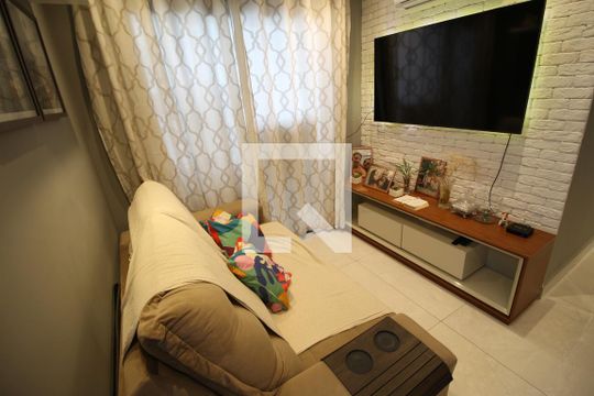 Apartamento à venda com 2 quartos, 54m² em Jardim Independência, São Paulo