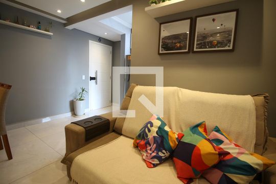 Sala de apartamento para alugar com 2 quartos, 54m² em Jardim Independência, São Paulo