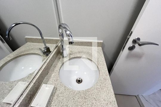 Lavabo de apartamento à venda com 4 quartos, 190m² em Vila Santa Catarina, São Paulo