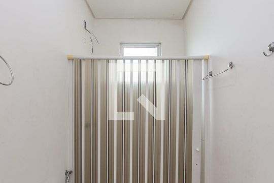 Casa à venda com 2 quartos, 170m² em Barreiro, Belo Horizonte
