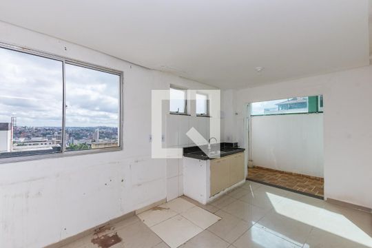 Cozinha de casa à venda com 2 quartos, 170m² em Barreiro, Belo Horizonte