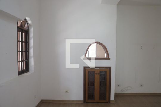 Sala de casa à venda com 6 quartos, 240m² em Planalto Paulista, São Paulo
