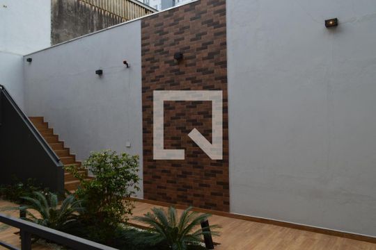 Área comum de kitnet/studio para alugar com 1 quarto, 28m² em Ipiranga, São Paulo