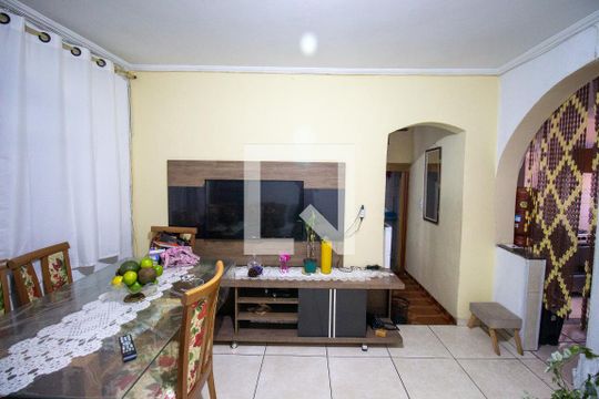 Sala de casa para alugar com 3 quartos, 100m² em Vila Progresso (zona Leste), São Paulo