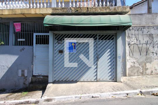 Fachada de casa para alugar com 3 quartos, 100m² em Vila Progresso (zona Leste), São Paulo