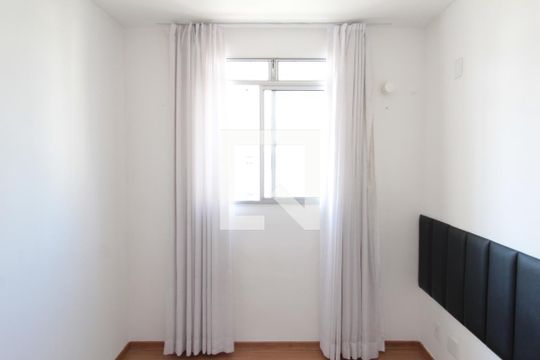 Quarto 1 de apartamento para alugar com 2 quartos, 52m² em Castelo, Belo Horizonte