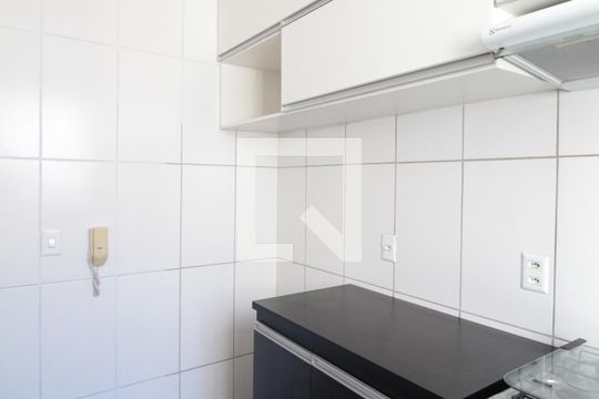 Cozinha e Área de Serviço de apartamento para alugar com 2 quartos, 52m² em Castelo, Belo Horizonte
