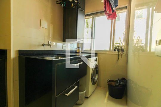 Área de Serviço de apartamento para alugar com 2 quartos, 47m² em Vila Califórnia, São Paulo