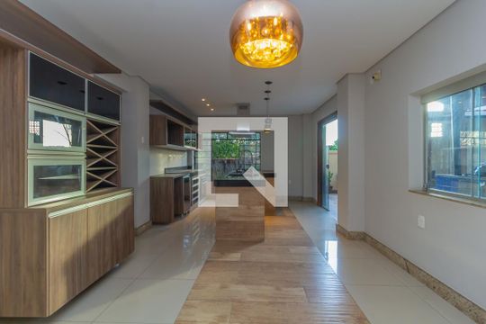 Cozinha de casa à venda com 3 quartos, 390m² em Concórdia, Belo Horizonte