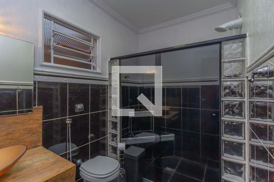Banheiro  de casa à venda com 3 quartos, 390m² em Concórdia, Belo Horizonte