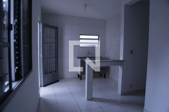 Sala de casa para alugar com 1 quarto, 60m² em Parque São Luís, São Paulo