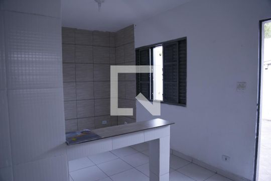 Sala de casa para alugar com 1 quarto, 60m² em Parque São Luís, São Paulo