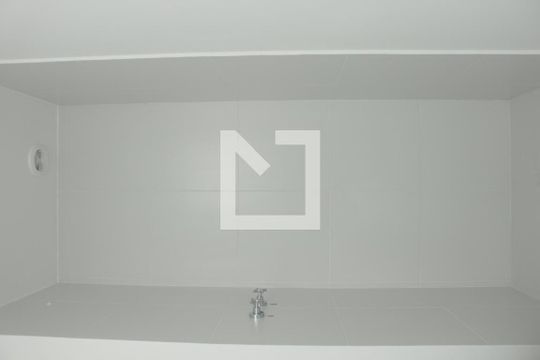 Banheiro de kitnet/studio à venda com 1 quarto, 21m² em Jardim Paulista, São Paulo