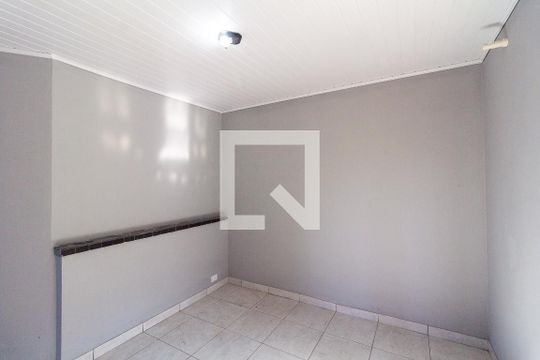 Sala de casa para alugar com 2 quartos, 60m² em Veloso, Osasco