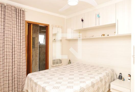Quarto 1 de casa à venda com 3 quartos, 158m² em Cidade Antônio Estevão de Carvalho, São Paulo